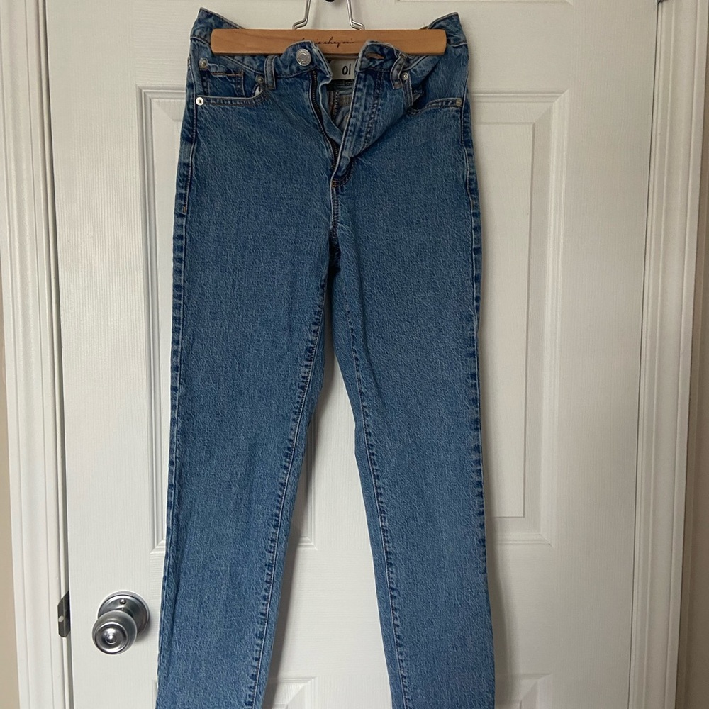 Size 01 Mom jeans from garage